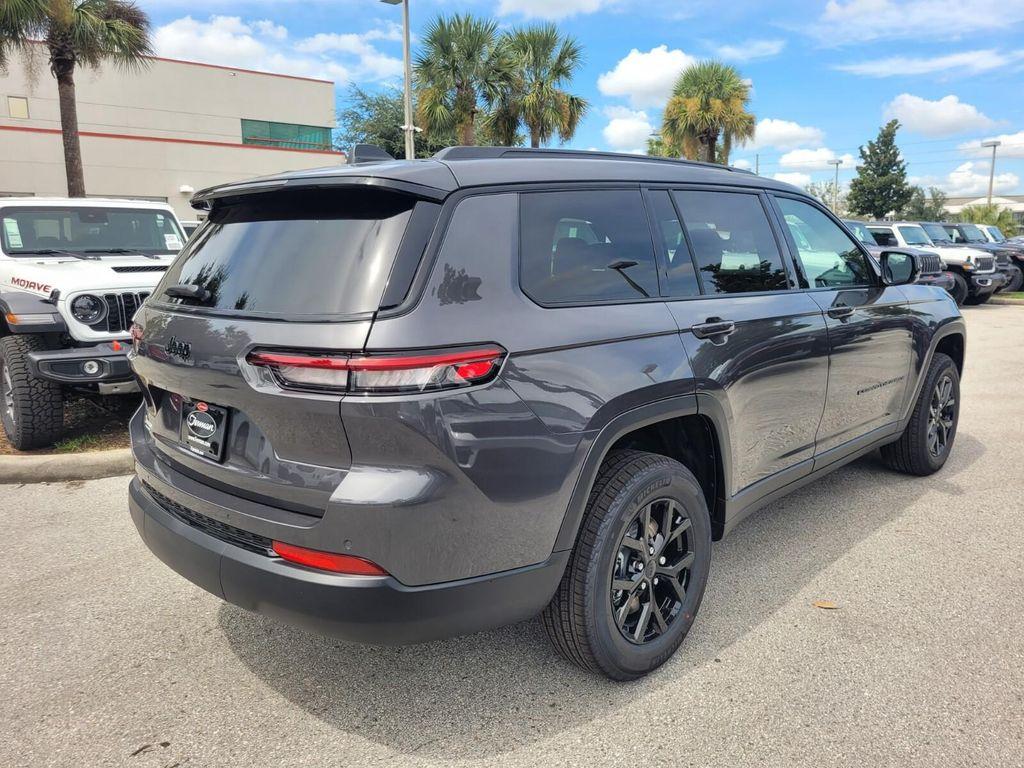 new 2025 Jeep Grand Cherokee L car, priced at $40,923