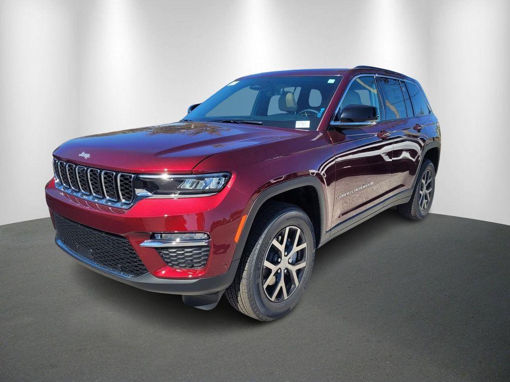 new 2025 Jeep Grand Cherokee car, priced at $43,097