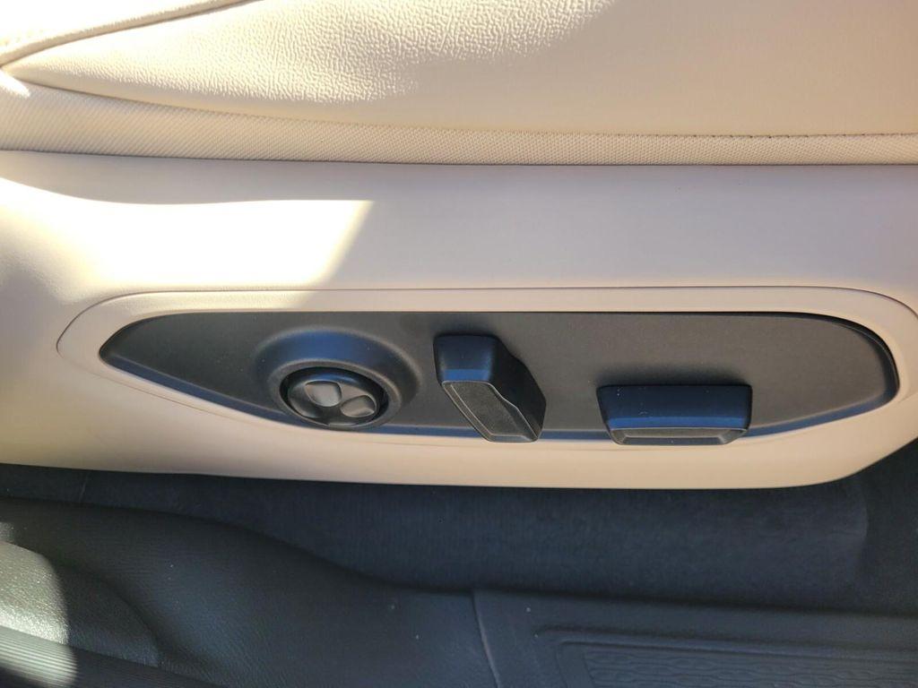 new 2025 Jeep Grand Cherokee car, priced at $43,097