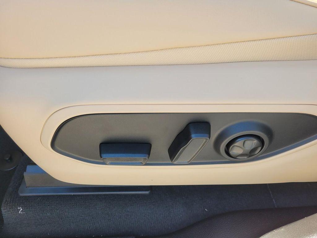 new 2025 Jeep Grand Cherokee car, priced at $43,097