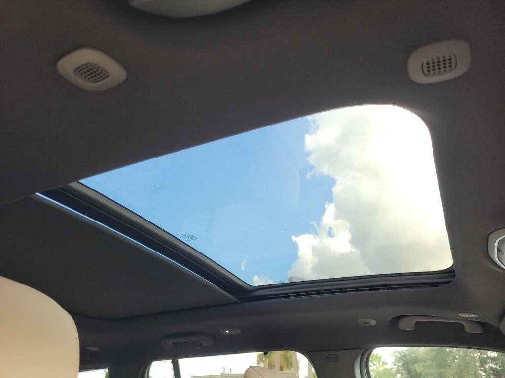 new 2025 Jeep Grand Cherokee car, priced at $44,154