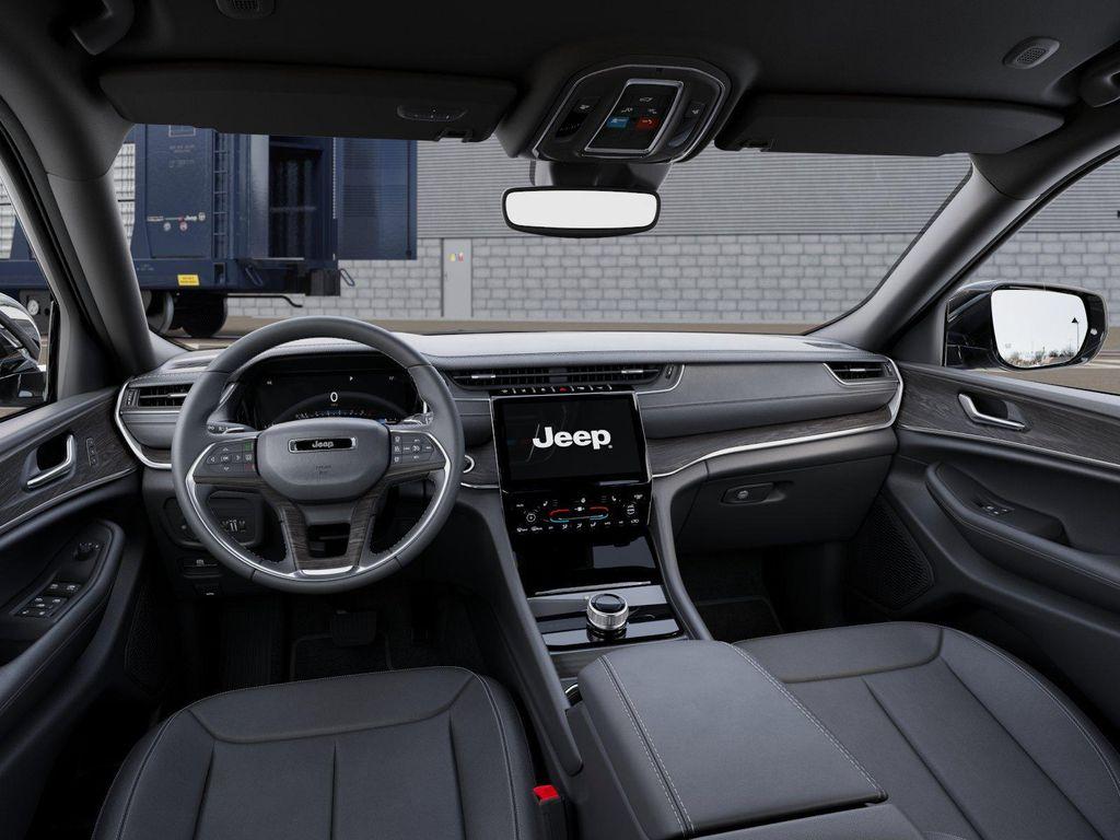 new 2025 Jeep Grand Cherokee L car, priced at $44,039
