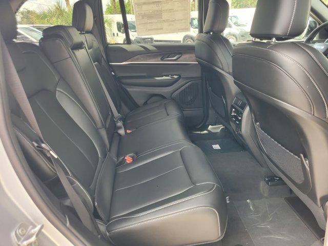 new 2025 Jeep Grand Cherokee car, priced at $41,123