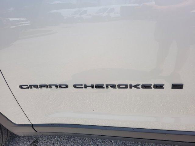 new 2025 Jeep Grand Cherokee car, priced at $41,123