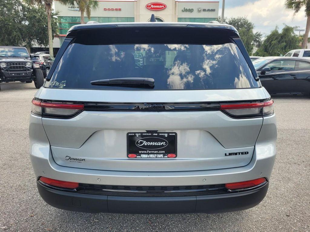 new 2025 Jeep Grand Cherokee car, priced at $41,401