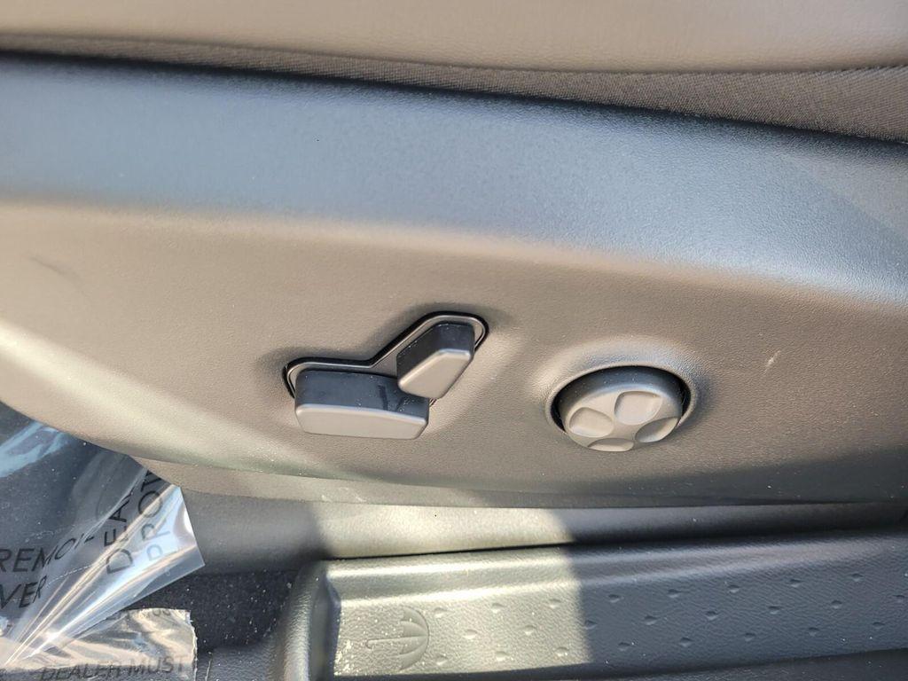 new 2026 Chrysler Pacifica car, priced at $47,763