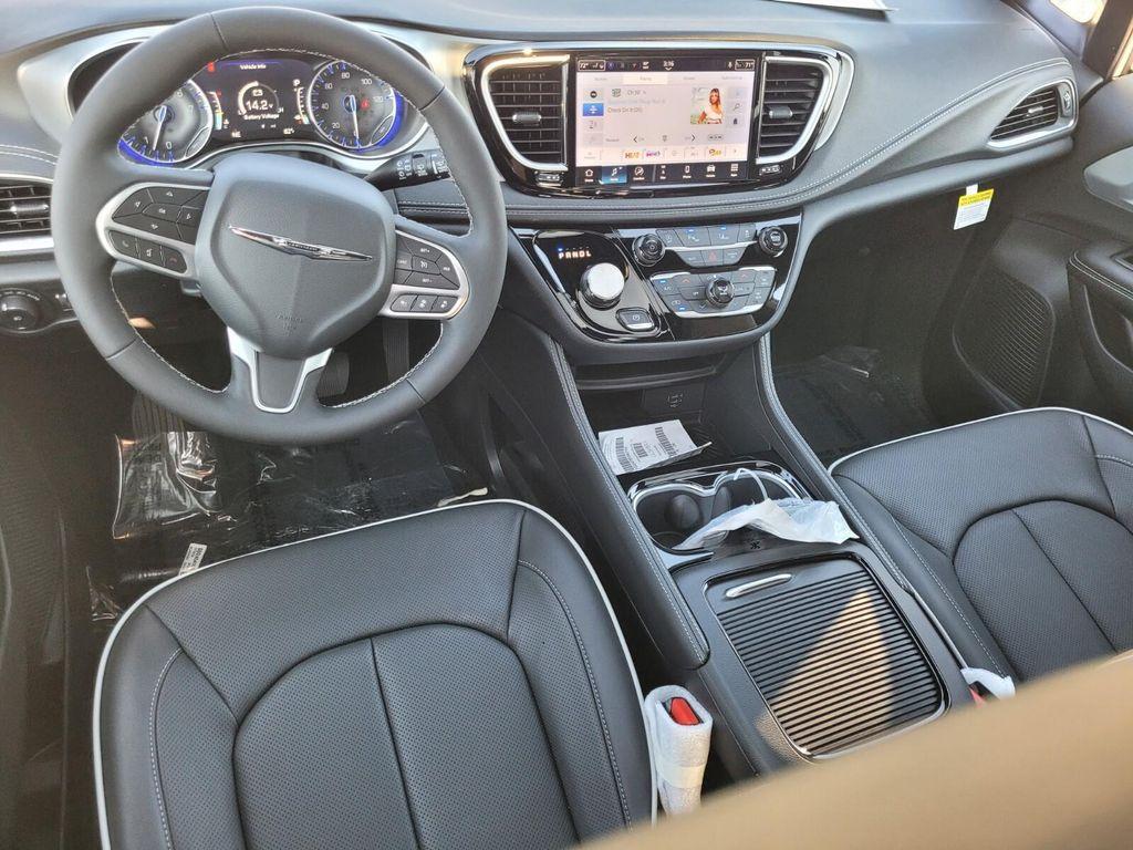 new 2026 Chrysler Pacifica car, priced at $47,763