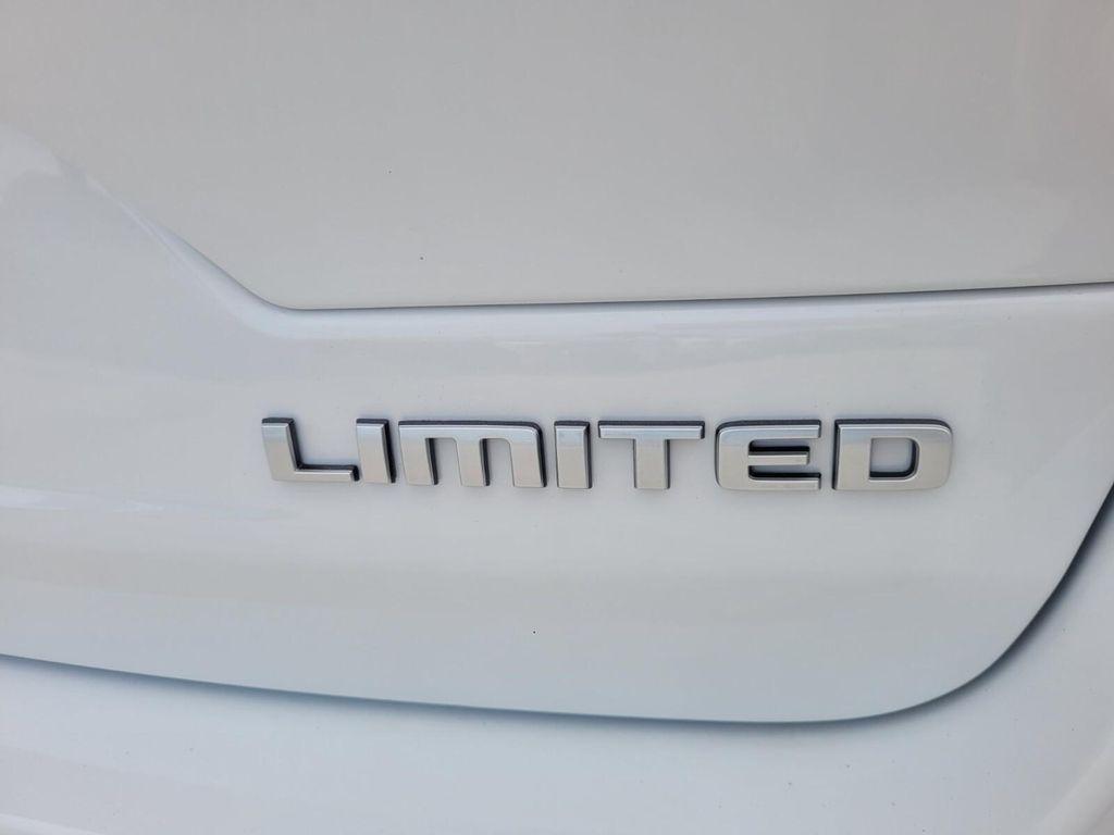 new 2025 Jeep Grand Cherokee car, priced at $44,659