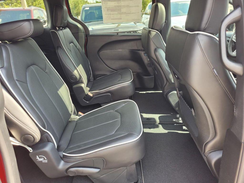 new 2026 Chrysler Pacifica car, priced at $46,616