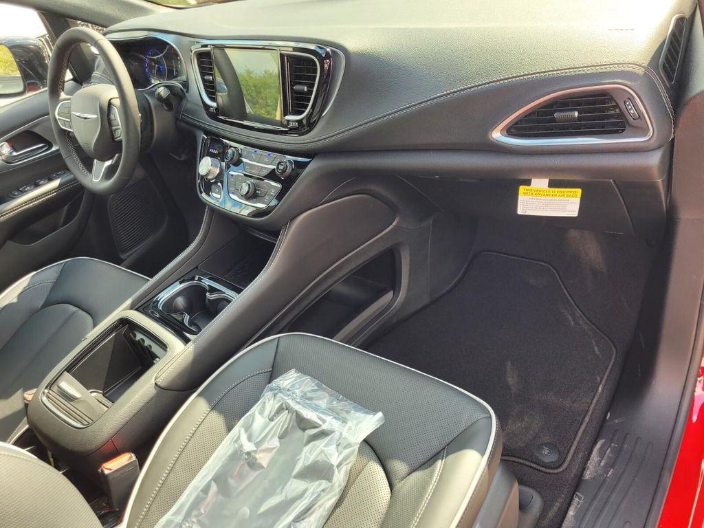 new 2026 Chrysler Pacifica car, priced at $46,616