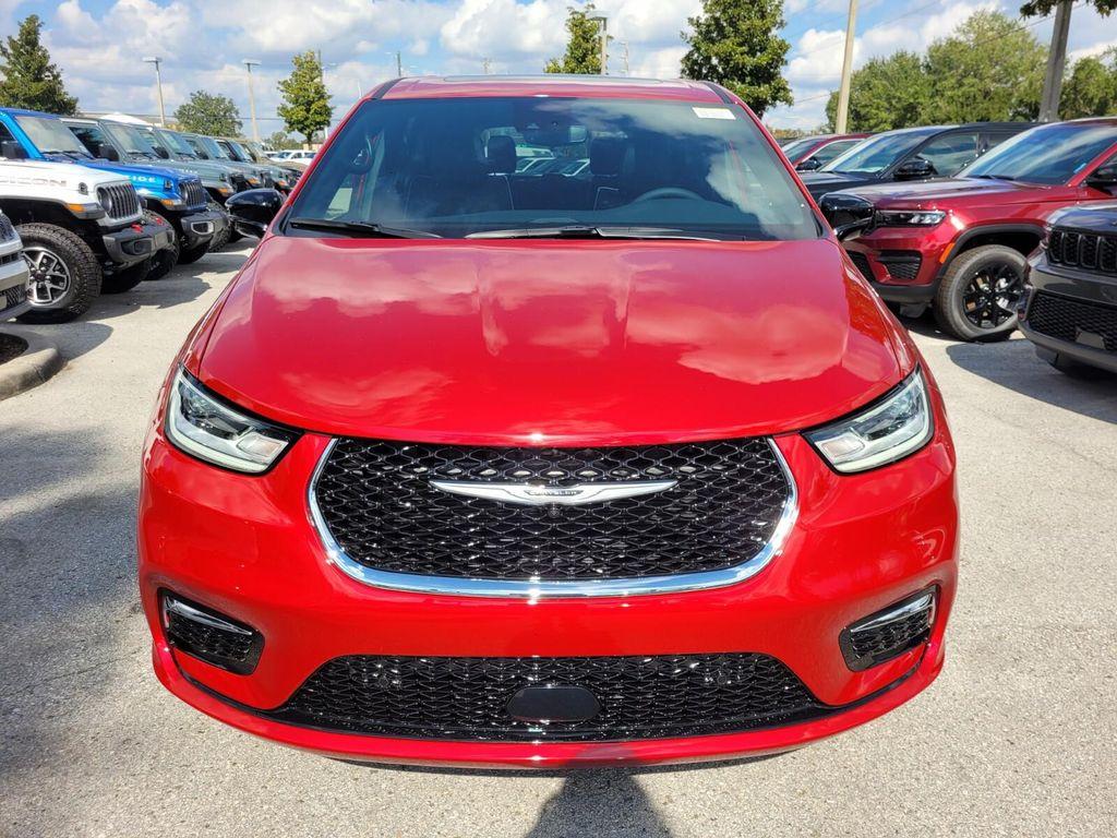 new 2026 Chrysler Pacifica car, priced at $46,616