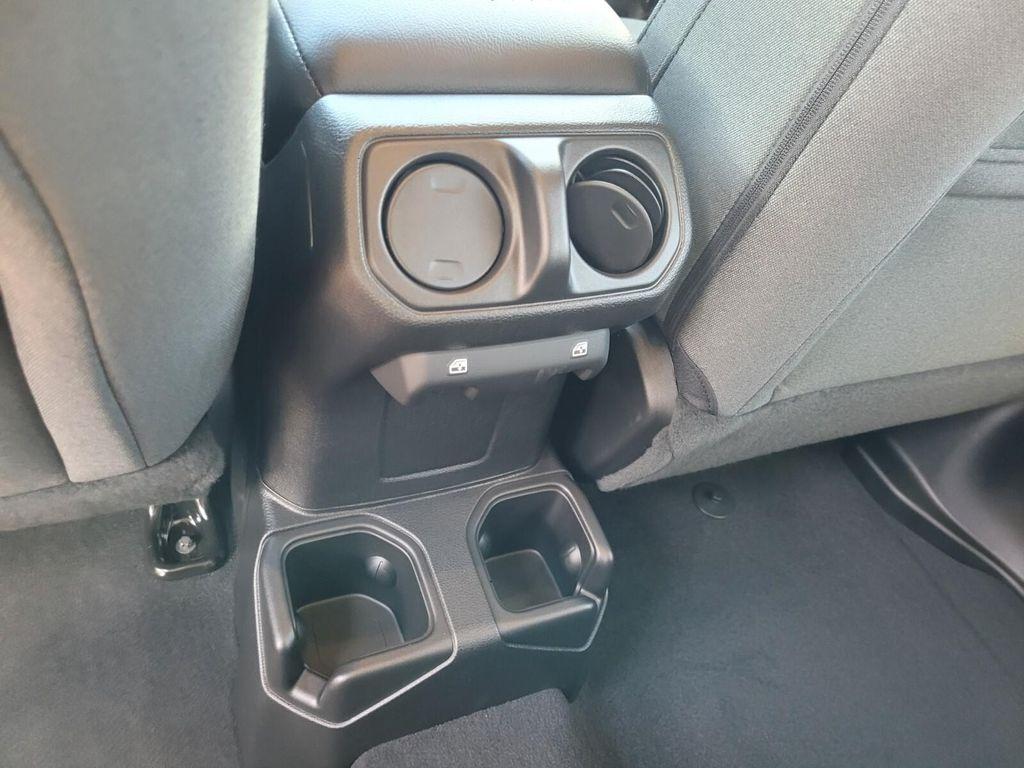 new 2025 Jeep Wrangler car, priced at $40,374