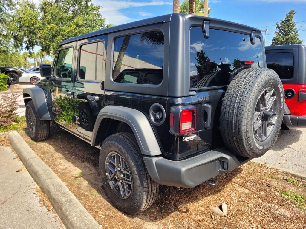 new 2025 Jeep Wrangler car, priced at $40,374