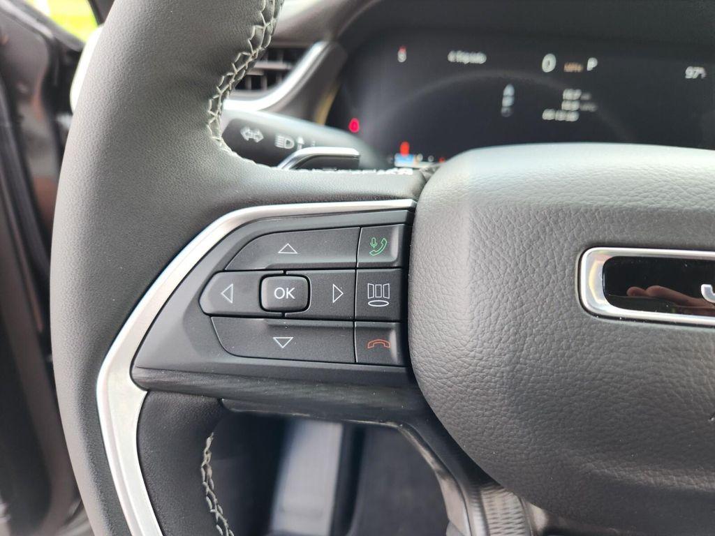 new 2025 Jeep Grand Cherokee L car, priced at $37,022