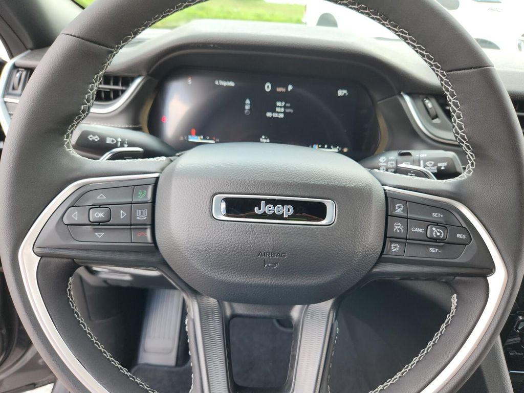 new 2025 Jeep Grand Cherokee L car, priced at $37,022