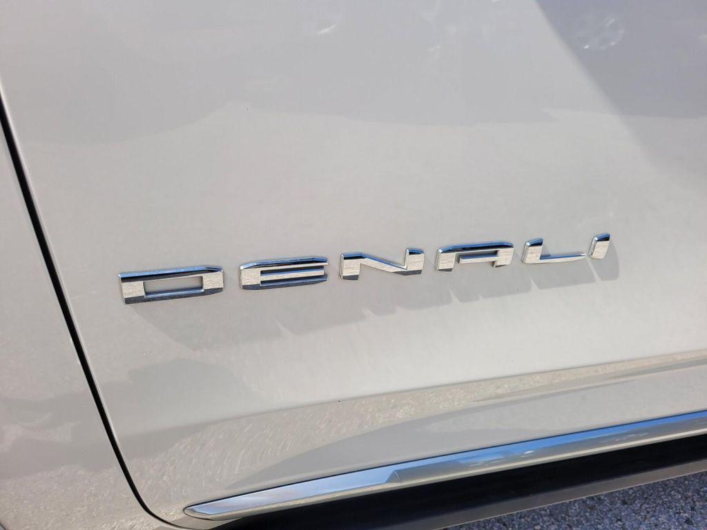 used 2021 GMC Yukon car, priced at $45,100