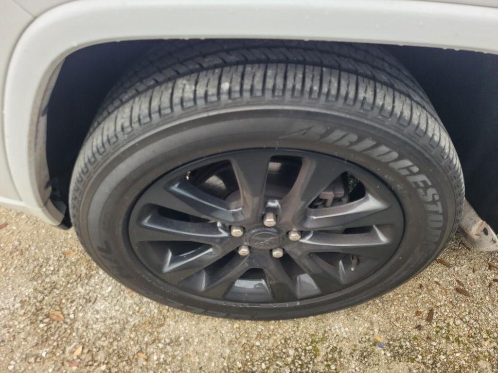 used 2019 Jeep Grand Cherokee car, priced at $17,995