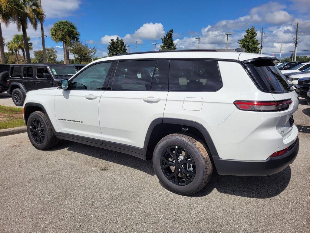new 2025 Jeep Grand Cherokee L car, priced at $40,413