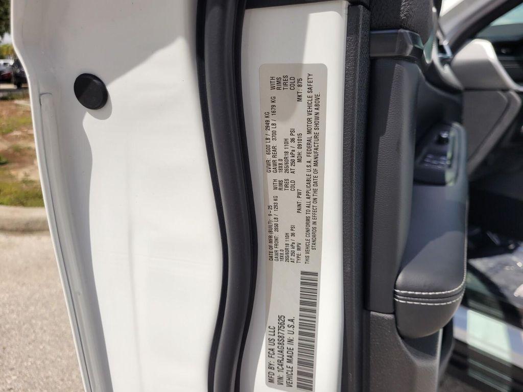 new 2025 Jeep Grand Cherokee L car, priced at $40,413