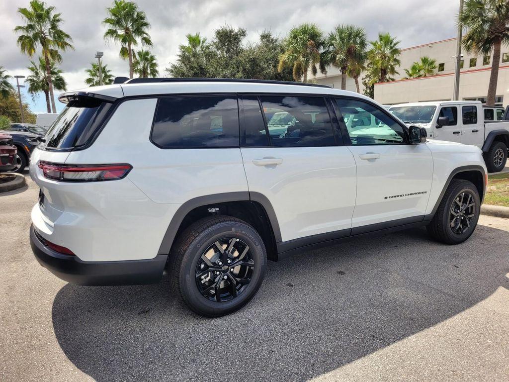 new 2025 Jeep Grand Cherokee L car, priced at $40,413