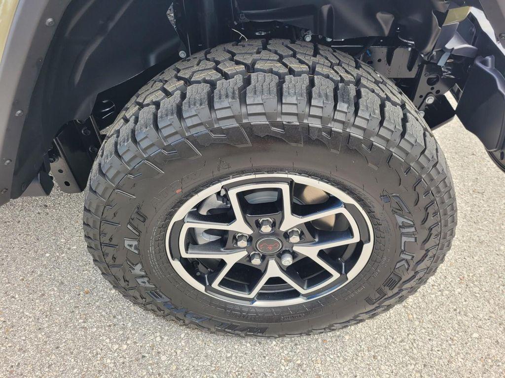 new 2025 Jeep Gladiator car, priced at $54,612