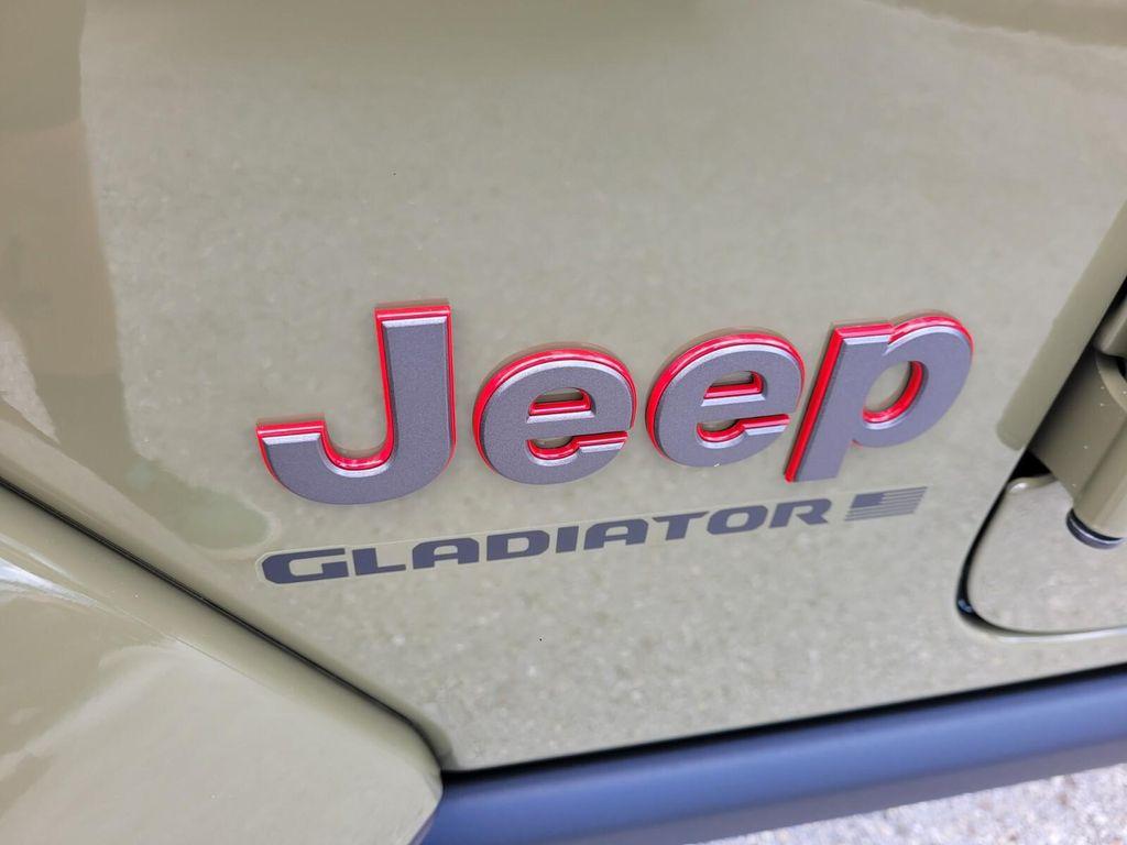 new 2025 Jeep Gladiator car, priced at $54,612