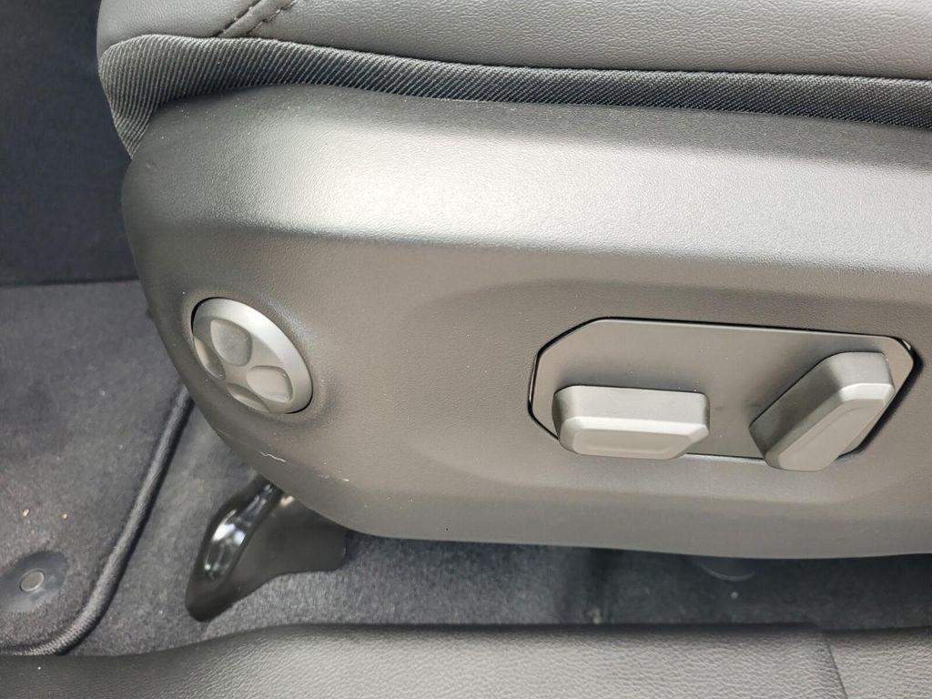 new 2025 Jeep Gladiator car, priced at $54,612