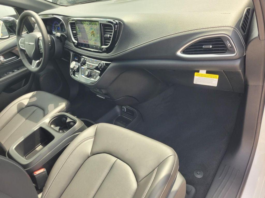 new 2026 Chrysler Pacifica car, priced at $41,160
