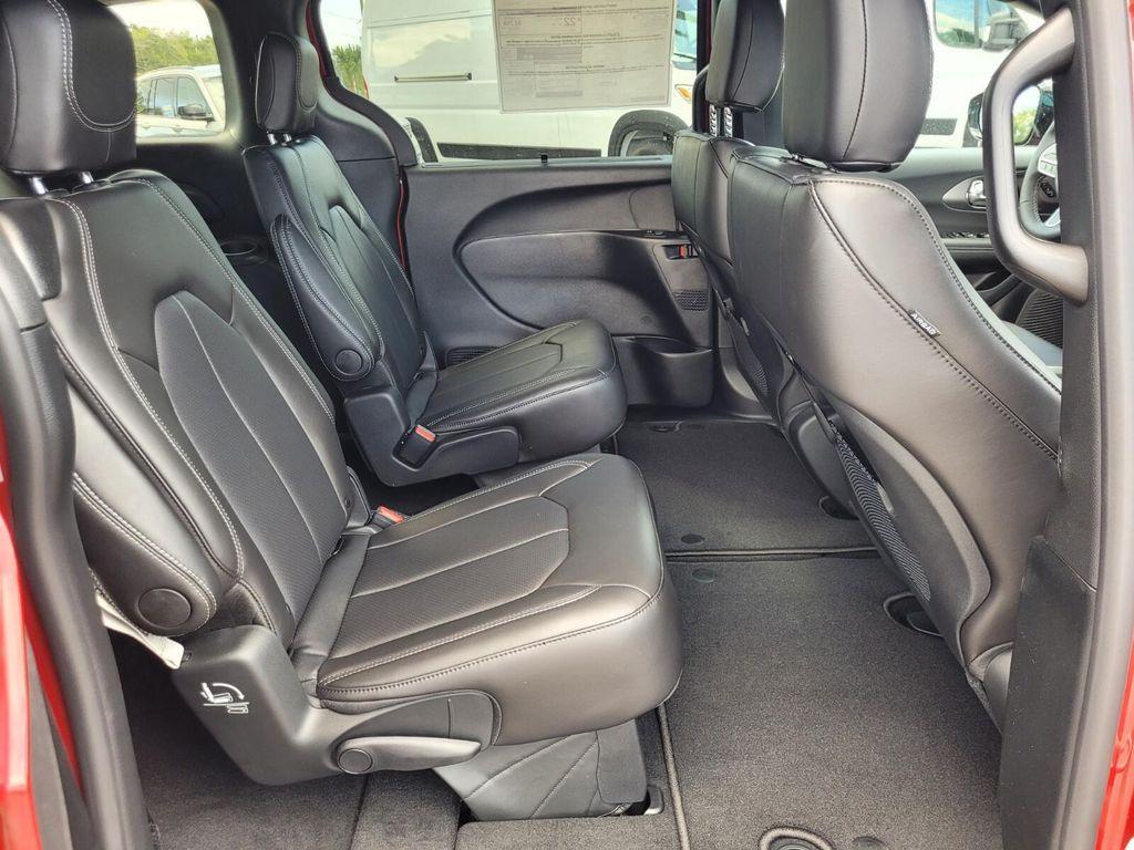 new 2026 Chrysler Pacifica car, priced at $44,569