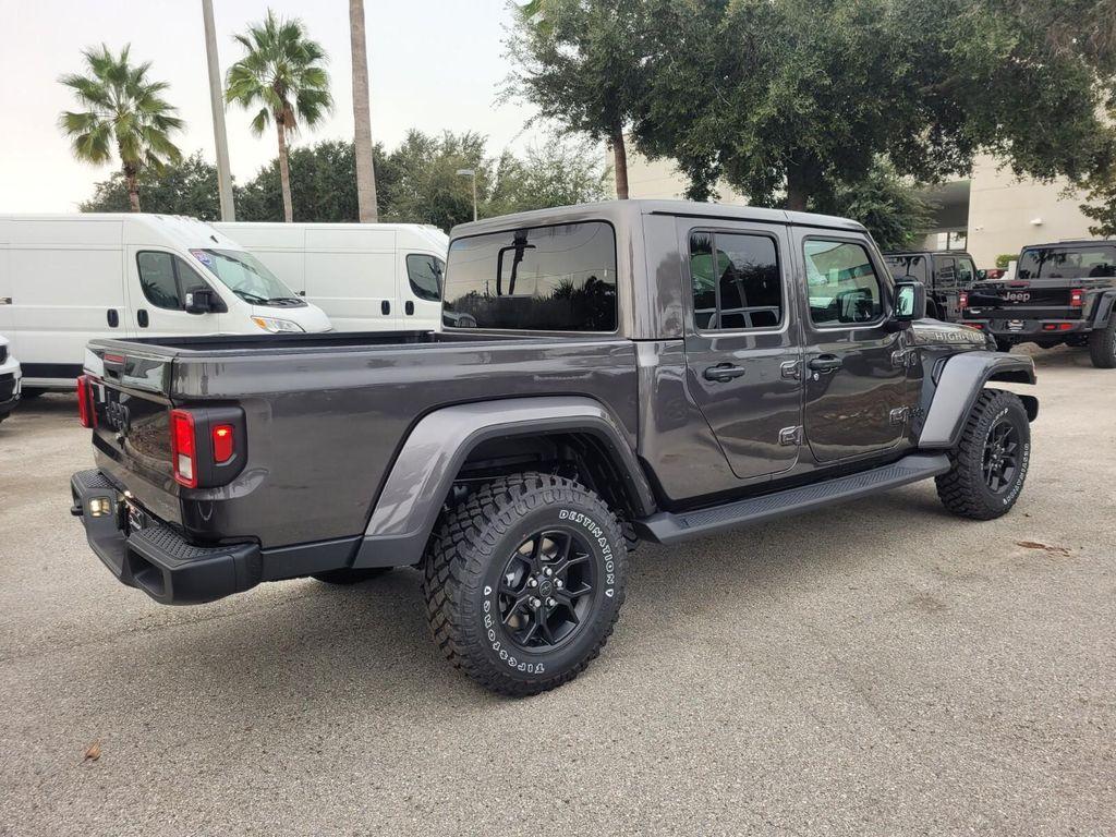 new 2025 Jeep Gladiator car, priced at $42,681