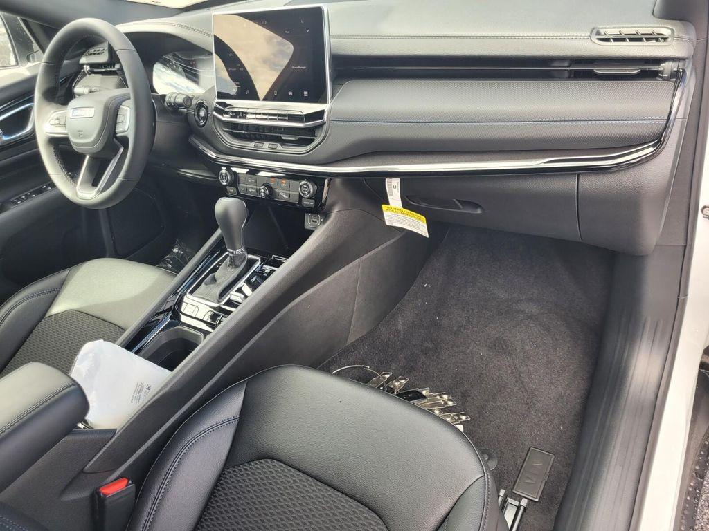 new 2026 Jeep Compass car, priced at $30,915