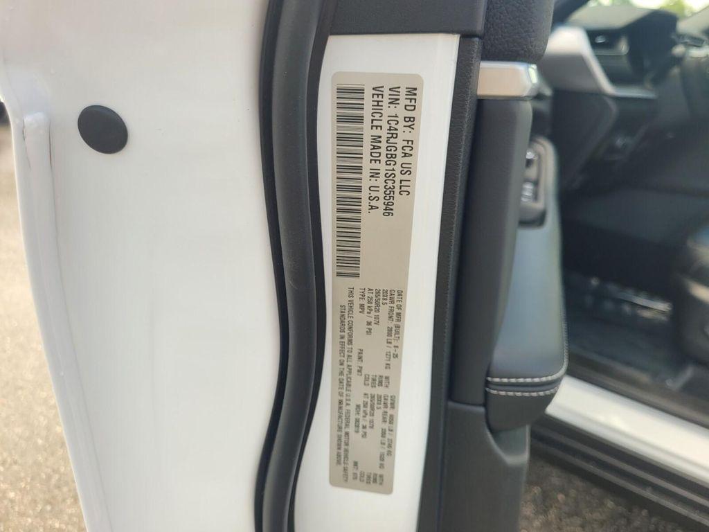 new 2025 Jeep Grand Cherokee car, priced at $41,483