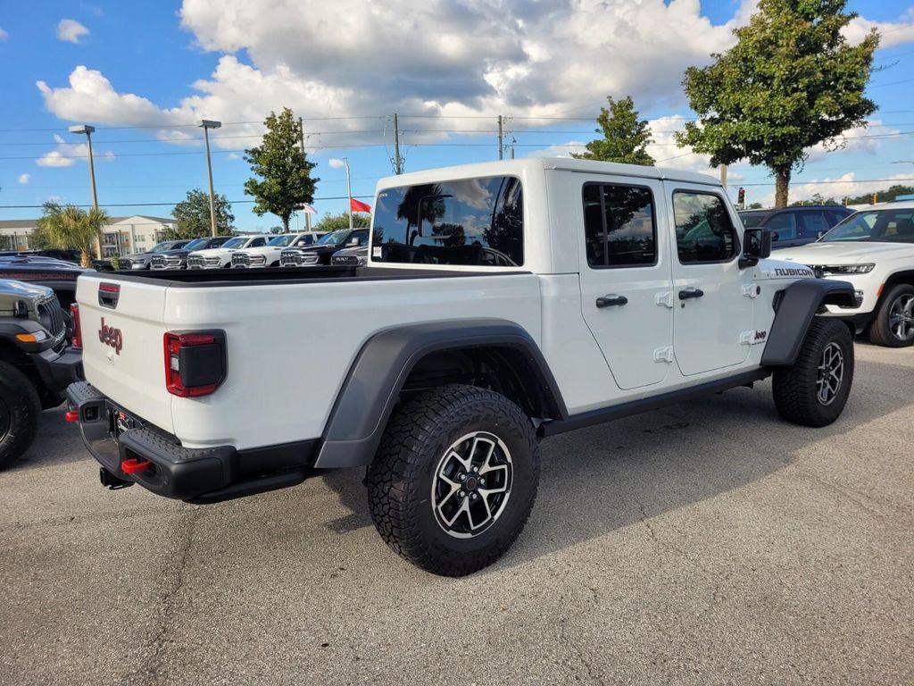 new 2025 Jeep Gladiator car, priced at $47,231