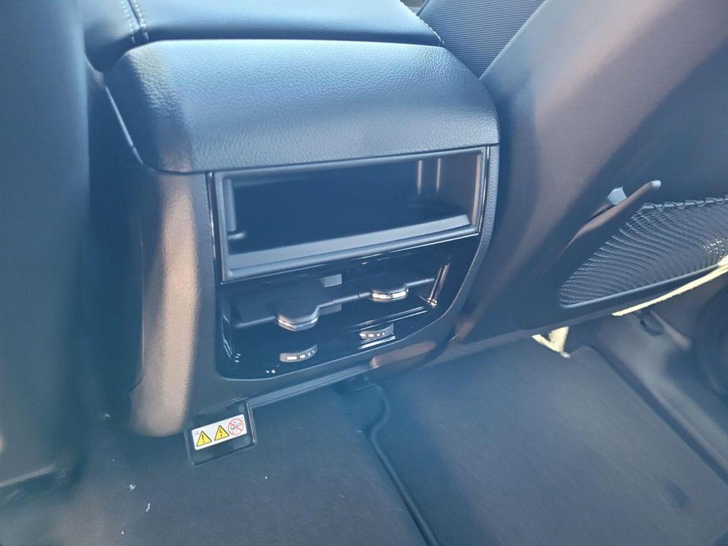 new 2025 Jeep Grand Cherokee car, priced at $40,691