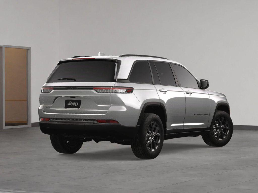 new 2025 Jeep Grand Cherokee car, priced at $42,611