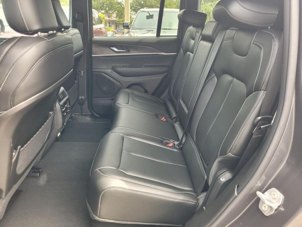 new 2025 Jeep Grand Cherokee car, priced at $35,759