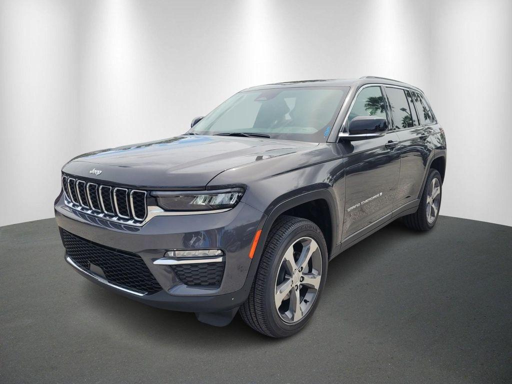 new 2025 Jeep Grand Cherokee car, priced at $35,759