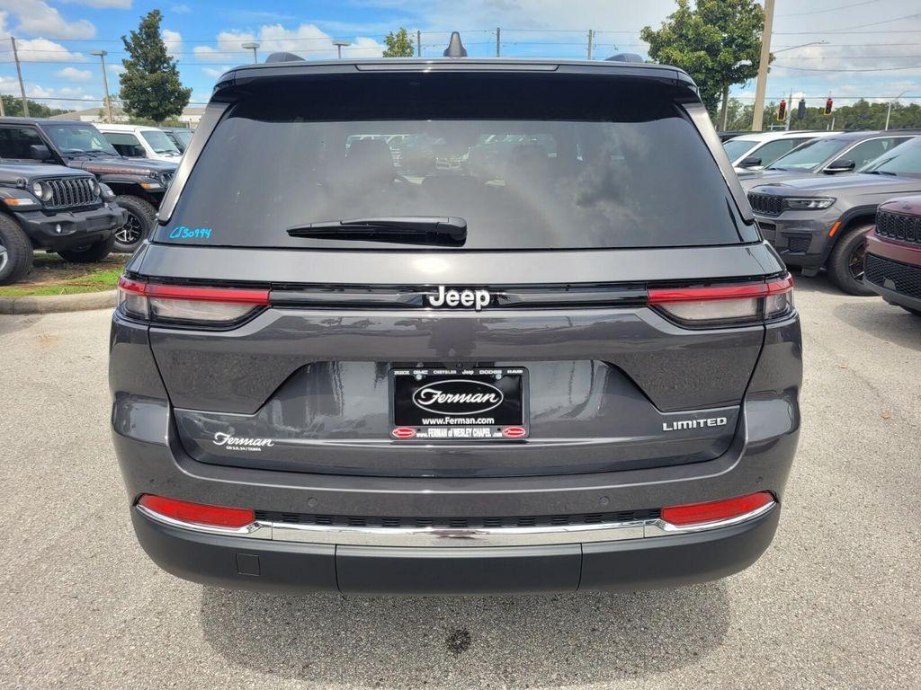 new 2025 Jeep Grand Cherokee car, priced at $35,759