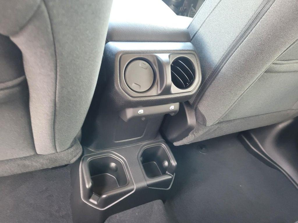 new 2025 Jeep Wrangler car, priced at $40,374