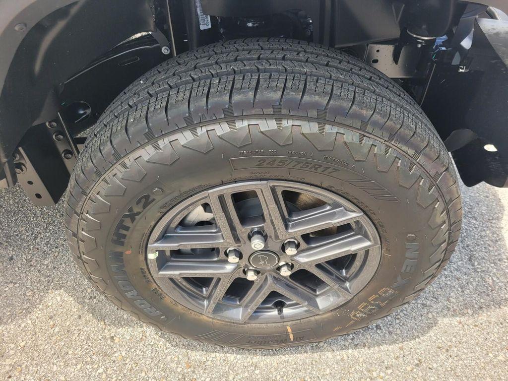 new 2025 Jeep Wrangler car, priced at $40,374