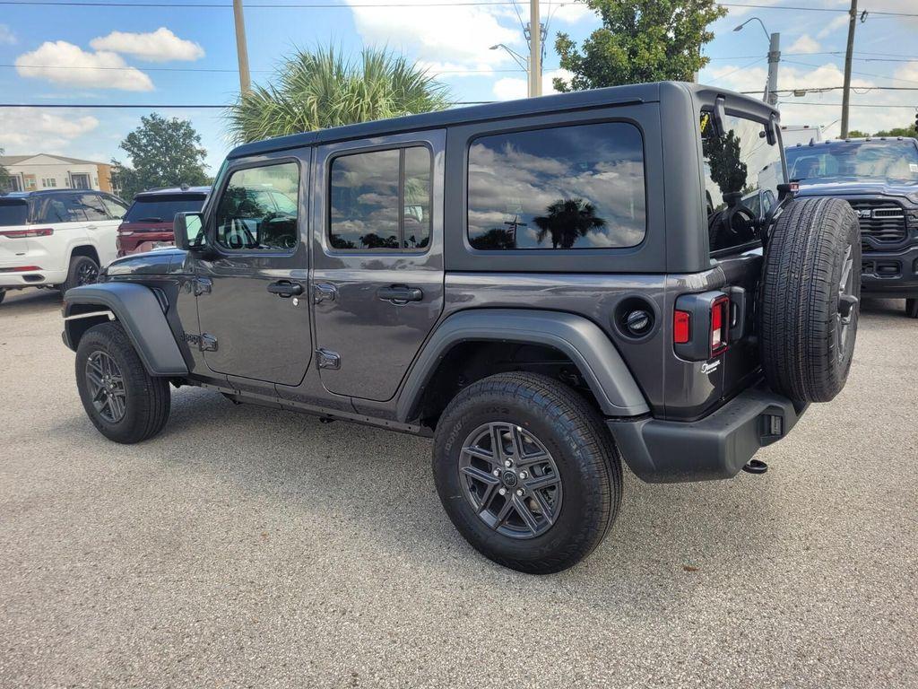 new 2025 Jeep Wrangler car, priced at $40,374
