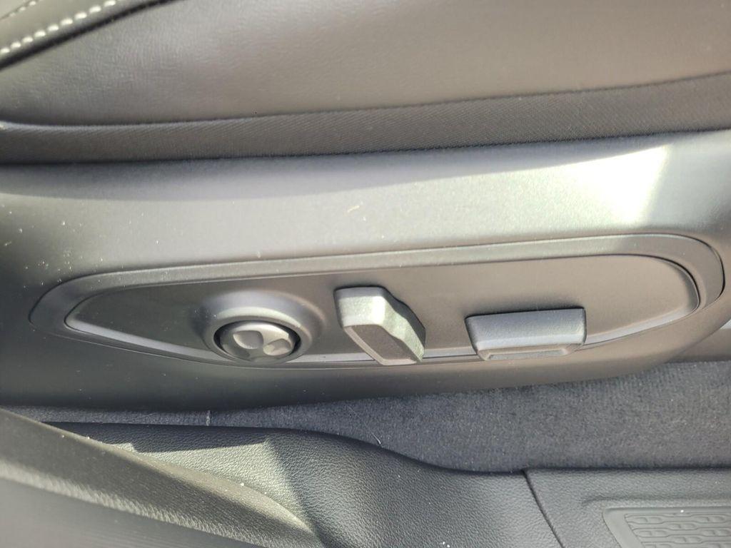 new 2025 Jeep Grand Cherokee car, priced at $38,696