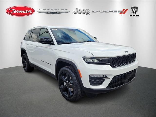 new 2025 Jeep Grand Cherokee car, priced at $42,720