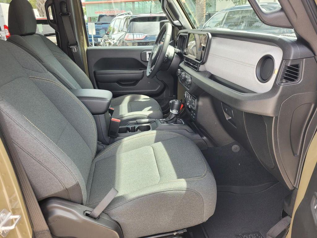 used 2025 Jeep Gladiator car, priced at $37,995