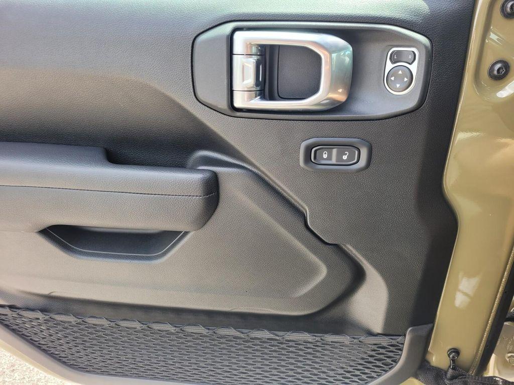 used 2025 Jeep Gladiator car, priced at $37,995