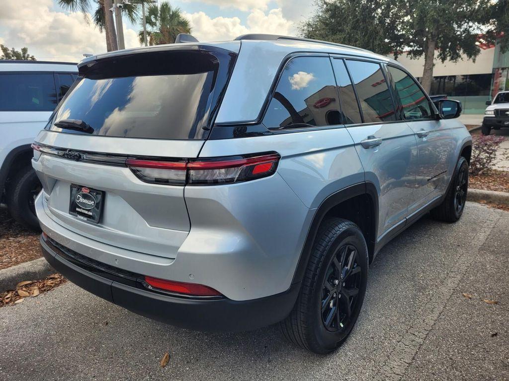 new 2025 Jeep Grand Cherokee car, priced at $36,638