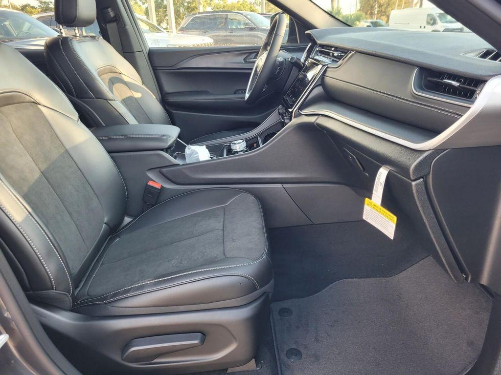 new 2025 Jeep Grand Cherokee L car, priced at $44,768