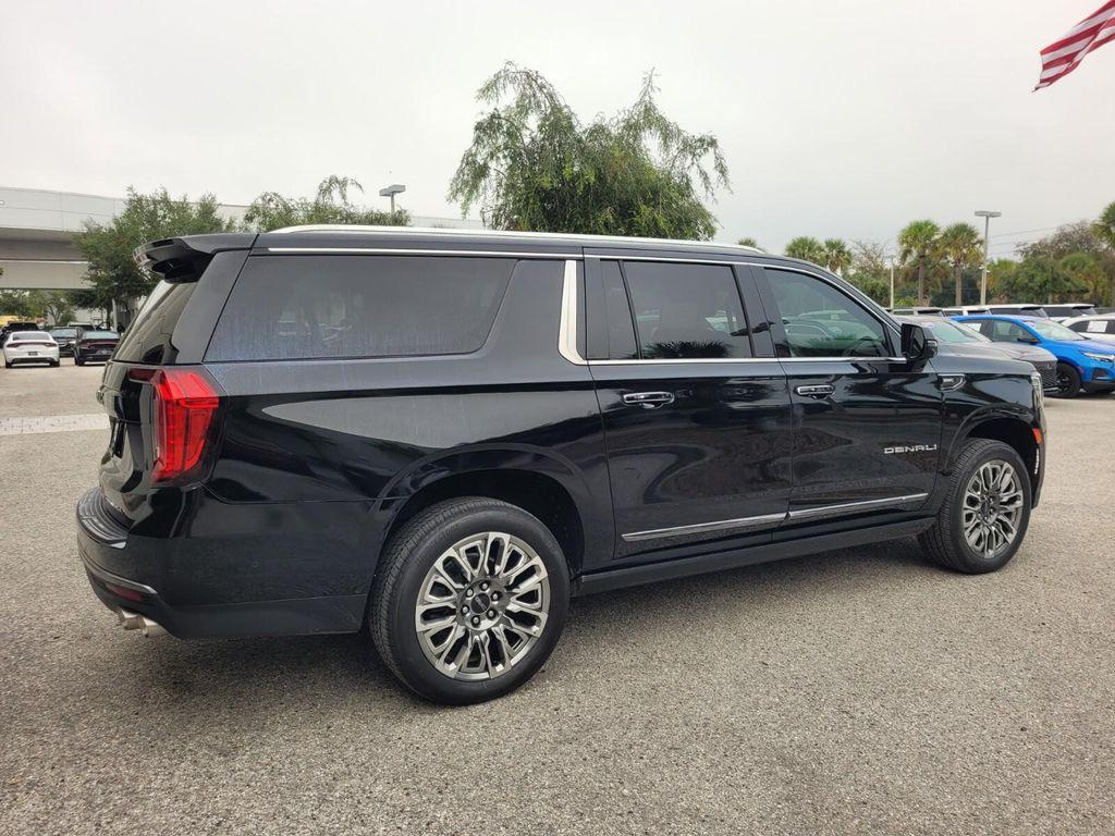 used 2023 GMC Yukon XL car, priced at $70,490