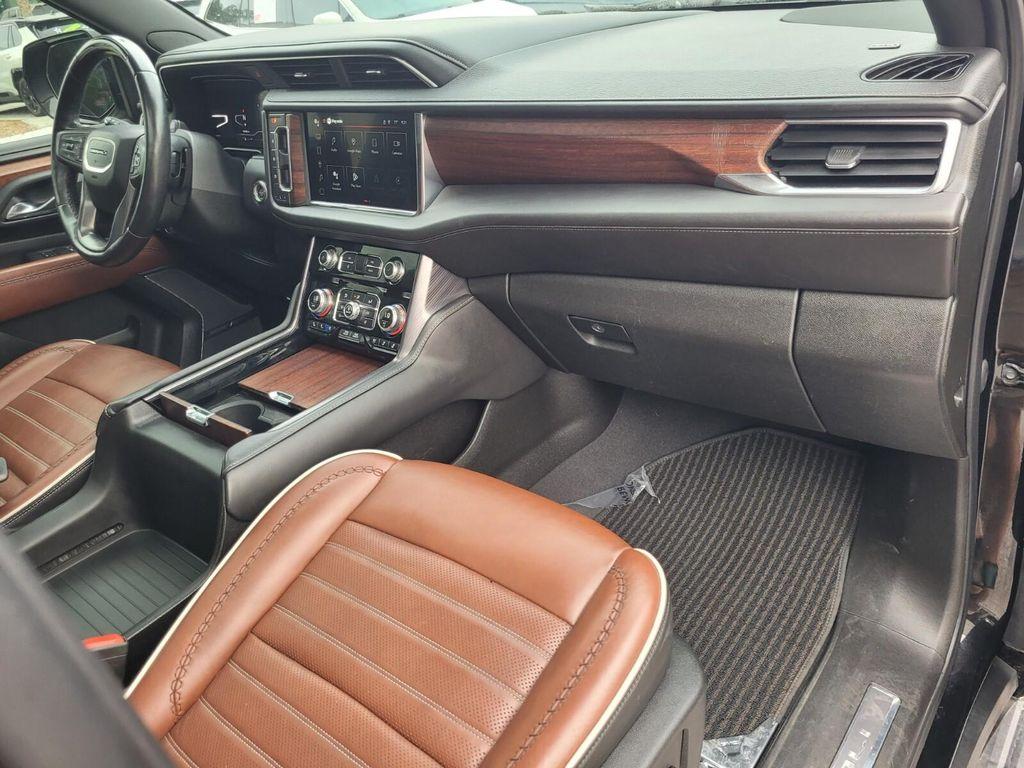 used 2023 GMC Yukon XL car, priced at $70,490