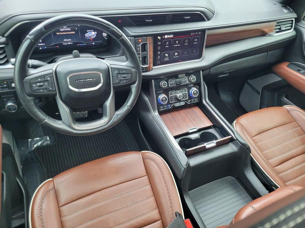 used 2023 GMC Yukon XL car, priced at $70,490